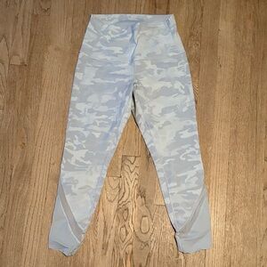 lululemon athletica Light Gray Camouflage Leggings